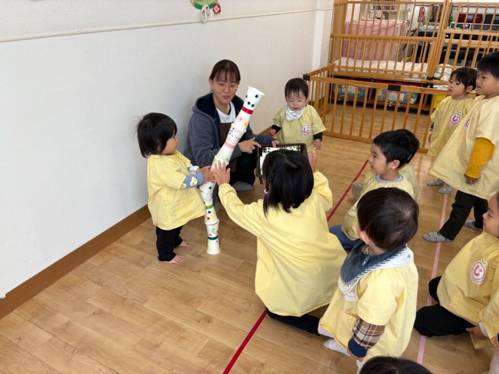 作ったおもちゃで遊ぼう！♪